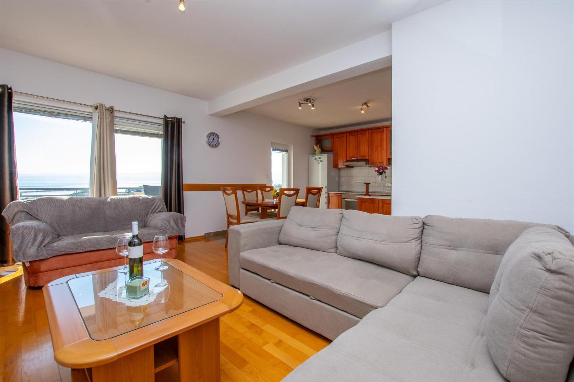 אומיס Apartment Zdravko מראה חיצוני תמונה